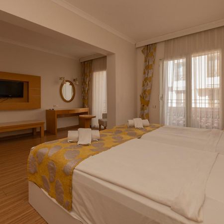 Ladonia Hotels Del Mare (Adults Only) Gümbet Buitenkant foto