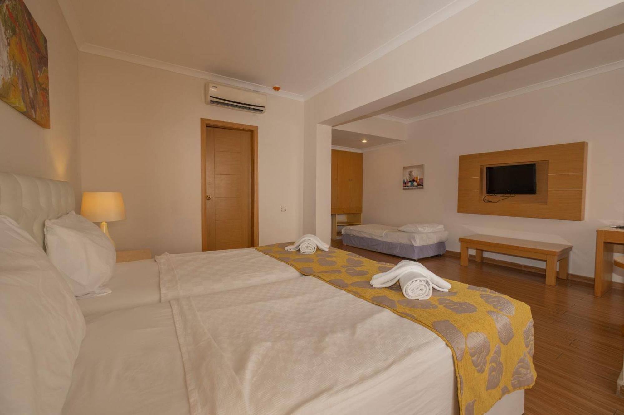 Ladonia Hotels Del Mare (Adults Only) Gümbet Buitenkant foto