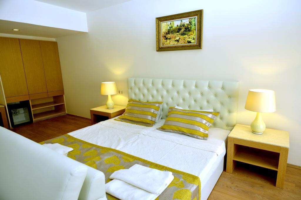Ladonia Hotels Del Mare (Adults Only) Gümbet Buitenkant foto